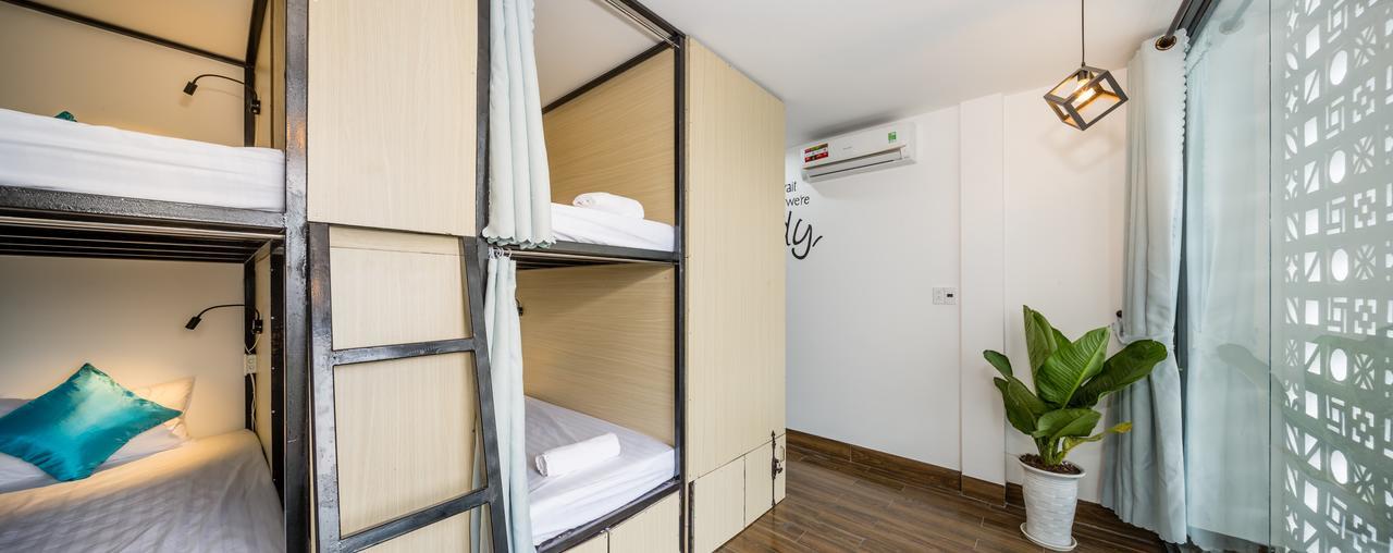 Capsule hotel Fedora